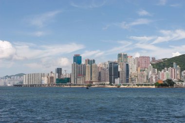 30 Mayıs 2007 'de, Hong Kong' daki Skyline adasının manzarası. 