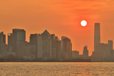 Victoria Limanı, gün batımında, Lei Yue Mun 23 Ağustos 2020