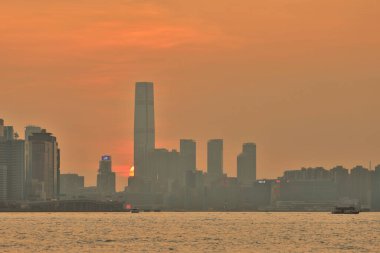 Victoria Limanı, gün batımında, Lei Yue Mun 23 Ağustos 2020