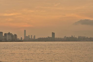 Victoria Limanı, gün batımında, Lei Yue Mun 23 Ağustos 2020