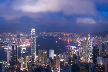 3 Haziran 2007 Hong Kong gecesi, Zirveden Manzara,