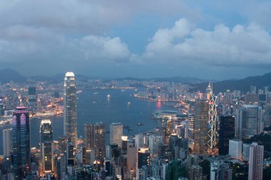 Hong Kong gecesi, The Peak 'ten View, 3 Haziran 2007