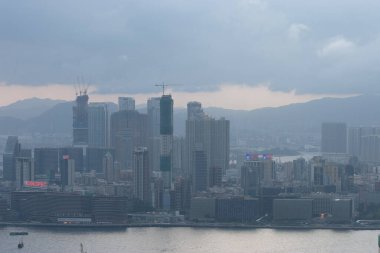 2 Haziran 2207 Kızıl Tütsü Yakma Zirvesi 'nden HK ufuk çizgisi