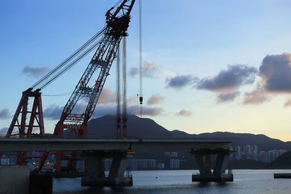  Cross Bay Link, Köprü yapım aşamasındaydı. 8 Ağustos 2020