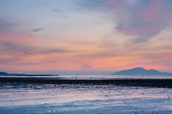 19 Haziran 2007, Yuen Long bölgesi, Hong Kong 