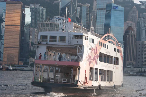 Ferry Que Transporta Automóviles Hong Kong Julio 2007 — Foto de Stock
