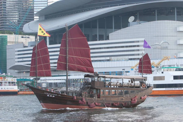 Port Hong Kong Avec Jonque Touristique Wan Chai Juillet 2007 — Photo