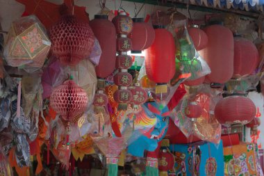 Renkli fenerler. Sonbahar ortası festivali. Merkez caddede 1 Eylül 2007