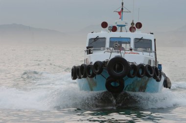 1 Eylül 2007 'de Hong Kong limanındaki gemi.