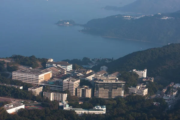  Shaw House, Ngan Ying Yolu, Hong Kong 17 Kasım 2007