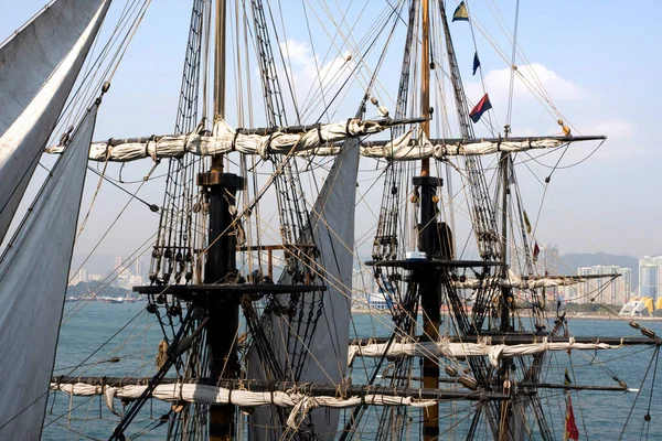 Das Segelschiff Victoria Harbour Hongkong Dez 2007 — Stockfoto