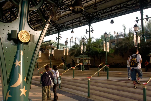 Hong Kong Disneyland Resort Station Dec 2007 — Stock Photo, Image