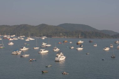 Pak Sha Wan Körfezi, Sai Kung Yarımadası, Hong Kong 1 Aralık 2007