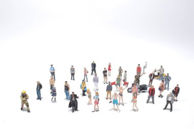 bir sosyal ağ, bir çok figürden oluşan bir grup