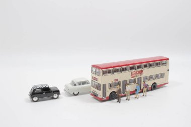 figürlü bir bus modeli skalası