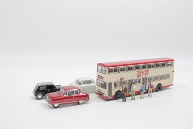 figürlü bir bus modeli skalası