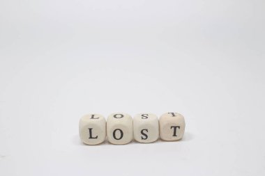 Tahta küp blok beyaz arka plan sözcüğü