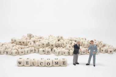 Tahta küp blokta karşılama kelimesi