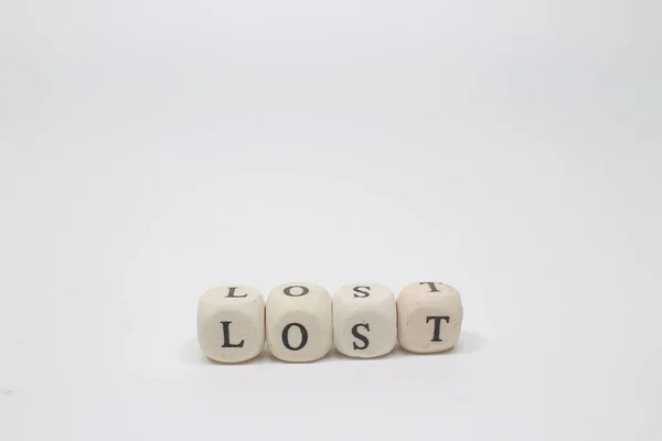 木製の立方体ブロックの白い背景の単語 — ストック写真