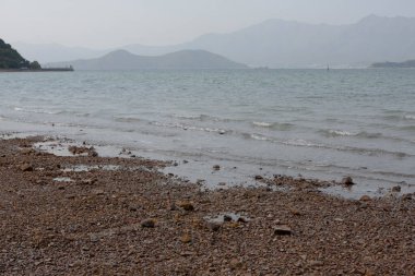 Nai Chung Pebbles Plajı, 30 Aralık 2007 