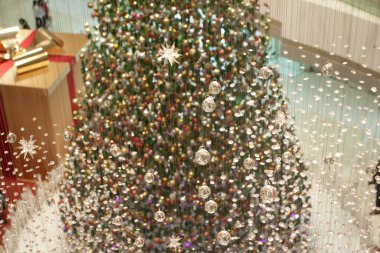  Alışveriş merkezinde Noel süslemeleri, Hong Kong 21 Aralık 2007