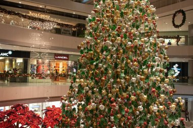  Alışveriş merkezinde Noel süslemeleri, Hong Kong 21 Aralık 2007