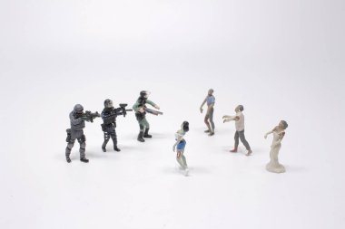 ZOMBIE, tema parkı çekiyorlar.