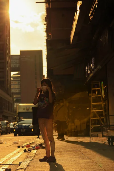 日落时旺角街拍摄的剪影 2020年10月10日 — 图库照片