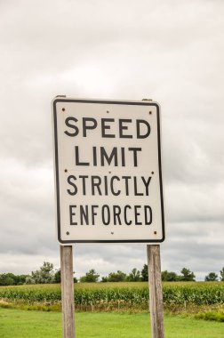 Hız sınırı kesinlikle zorunlu biliyorum sürücüleri izin için oturum açın