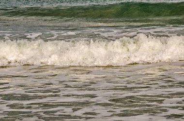 Yeşil Höyük Beyaz Dalgalar Itme