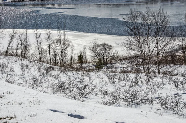 Nieve y hielo en el lago Manistee — Foto de Stock
