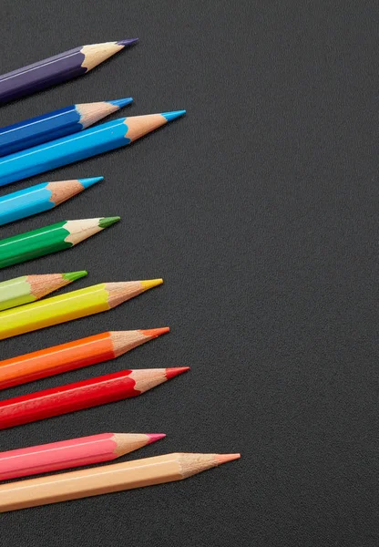 Lápis Multicoloridos Quadro Negro — Fotografia de Stock
