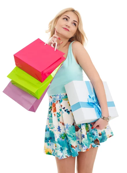 购物女孩与购物袋查出在白色 — 图库照片