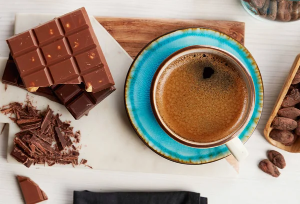 Tasse Kaffee Und Schokolade — Stockfoto