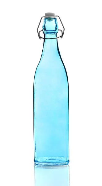 Голубая Бутылка Изолирована Белом — стоковое фото