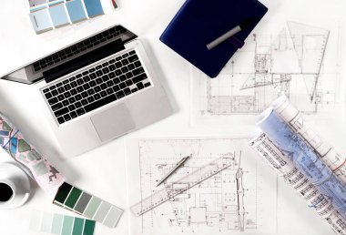 Mimarın çalışma masası