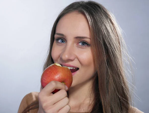 Cheerful Girl Apple — Stock Photo, Image