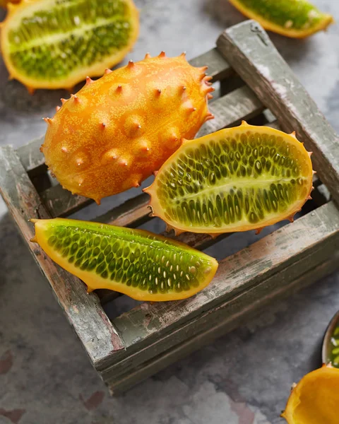 Fruta Kiwano Uma Caixa — Fotografia de Stock