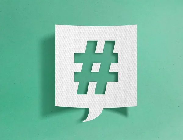 Speech Bubble Hashtag Symbol Green Background — Stock Photo, Image