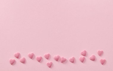 Pembe ocak şeklinde sprinkles