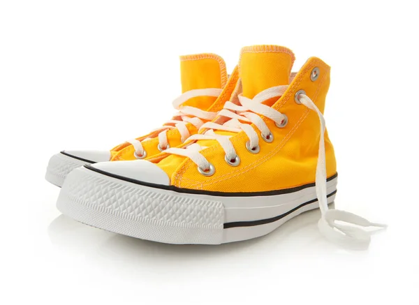 Κίτρινα Αθλητικά Παπούτσια Απομονωμένα Λευκό — Φωτογραφία Αρχείου