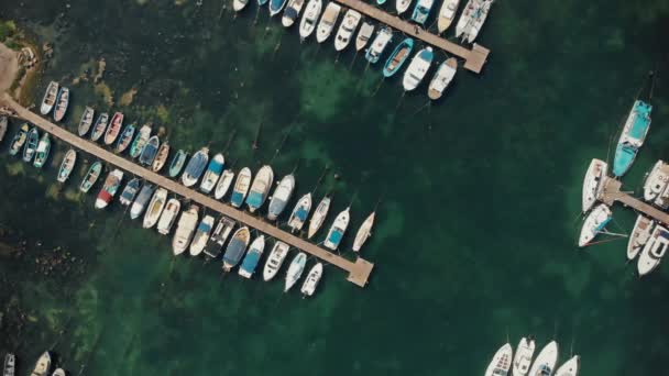 Vista aérea de los barcos — Vídeos de Stock