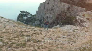 Adam hiking havadan görünümü