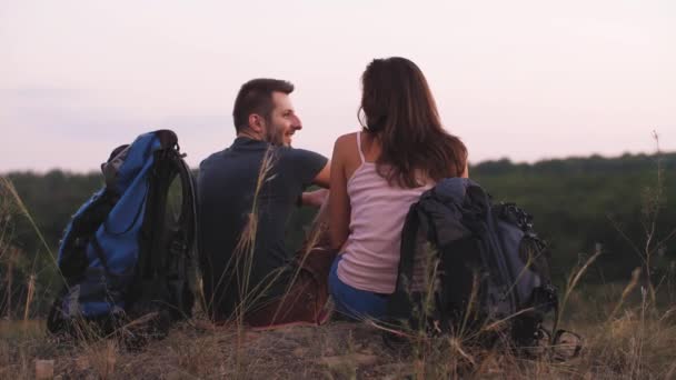 Randonnée avec sacs à dos — Video