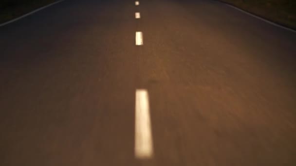 Marcação rodoviária à noite — Vídeo de Stock