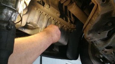 Mekanik drenaj eski motor yağı