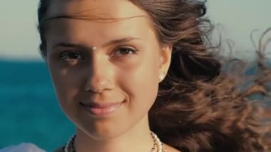 Kadının saç esen rüzgar