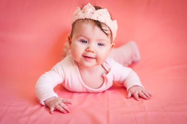 Sweet Adorable Six Months Old Caucasian Baby Girl Pink Cloth — Stock Photo, Image