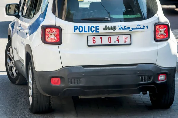 Ramallah, Filistin. 31 Ağustos 2019. Ramallah şehir merkezinde Filistin trafik polisi arabası. Filistin güvenlik gücü kavramı imajı.