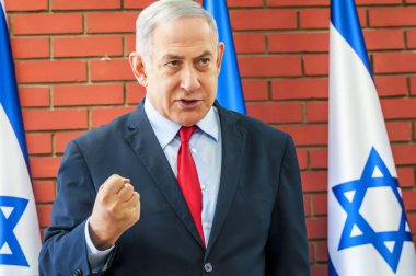 Tel Aviv, İsrail. 14 Ağustos 2019. İsrail Başbakanı'nın Rus basını İsrail medyasından gazetecilerle yaptığı görüşme sırasında. Toplantı Beit-Jabotinsky yerleşkesinde gerçekleşti..